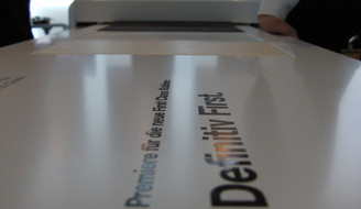 Presenter Table